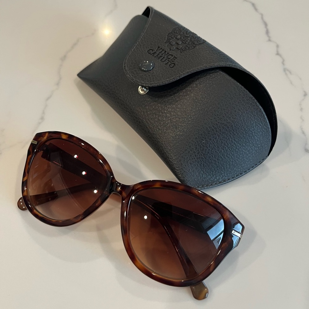 Vince Camuto Brown Tortoise sunglasses